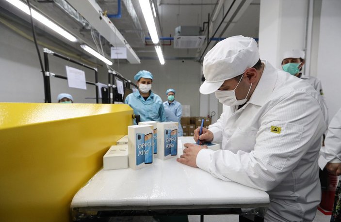Oppo'nun İstanbul'daki fabrikasında test üretimi başladı