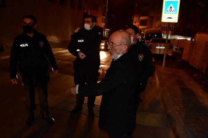 İzmir'de alkollü adam cami kubbesine çıktı, götürüldüğü hastaneden kaçtı