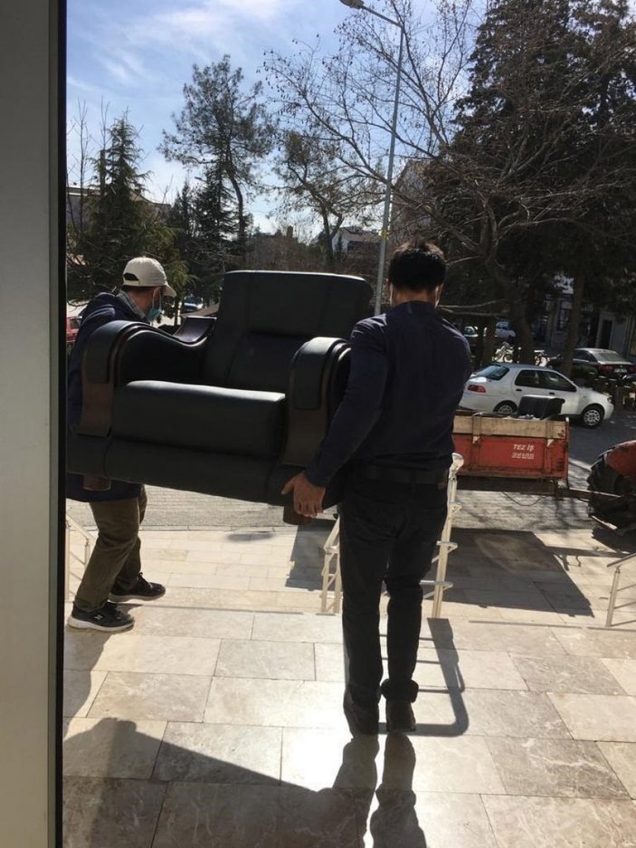 CHP'li Başkan Birsen Çelik’in makam koltuğu ve aracı haczedildi