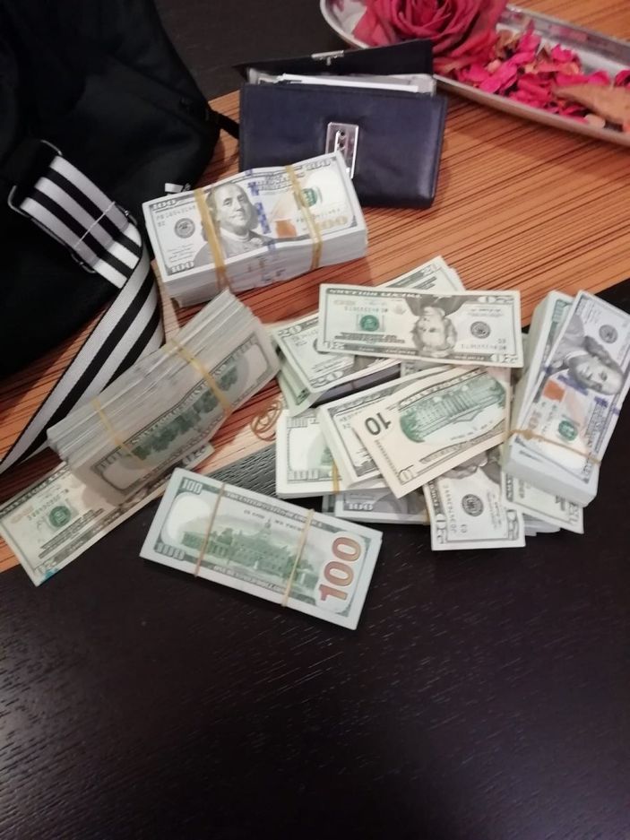 İzmir’de FETÖ operasyonu: Balya balya paralar örgüte gidecekti