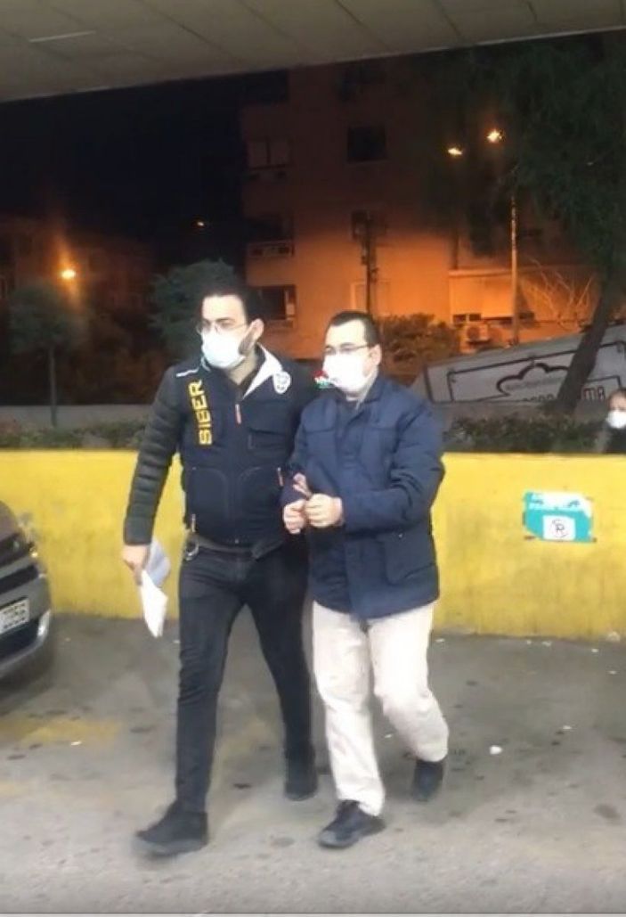 İzmir’de FETÖ operasyonu: Balya balya paralar örgüte gidecekti