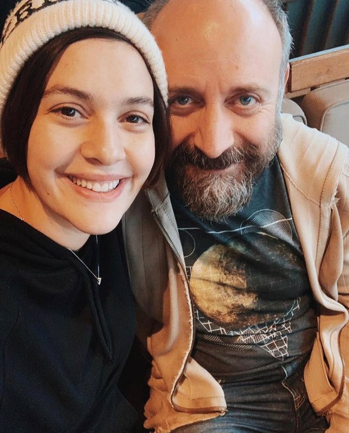 Bergüzar Korel, oğlu Han'ın birinci yaş gününü kutladı