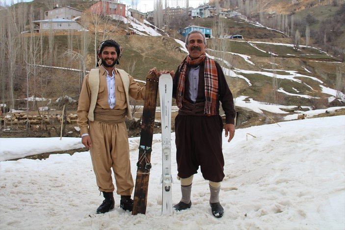 Hakkari Şemdinli'de kayak keyfi