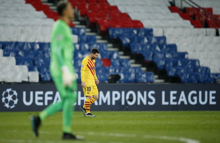 Messi PSG maçında penaltı kaçırdı