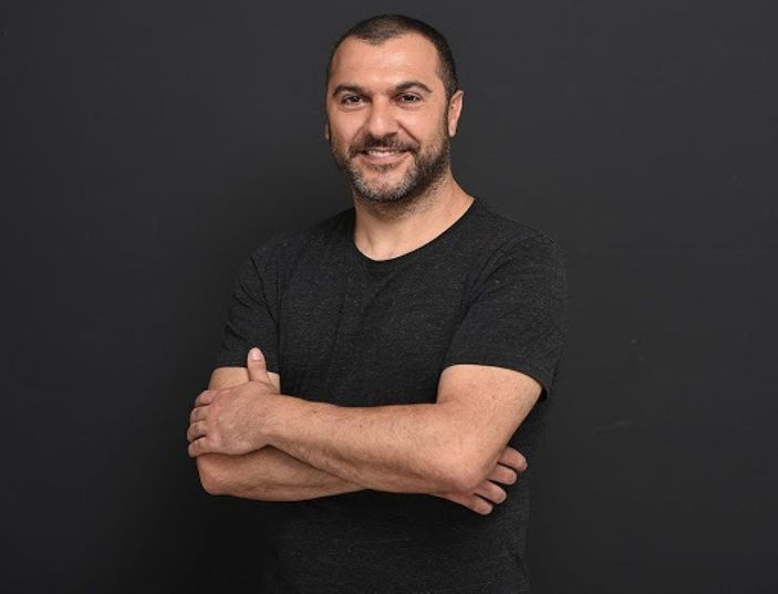 Bay J kimdir? Bay J kaç yaşında, gerçek adı nedir? Bay J Kerem Bürsin’e ne dedi?