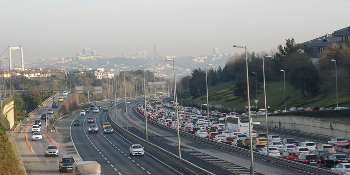 15 Temmuz Şehitler Köprüsü'nde trafik yoğunluğu