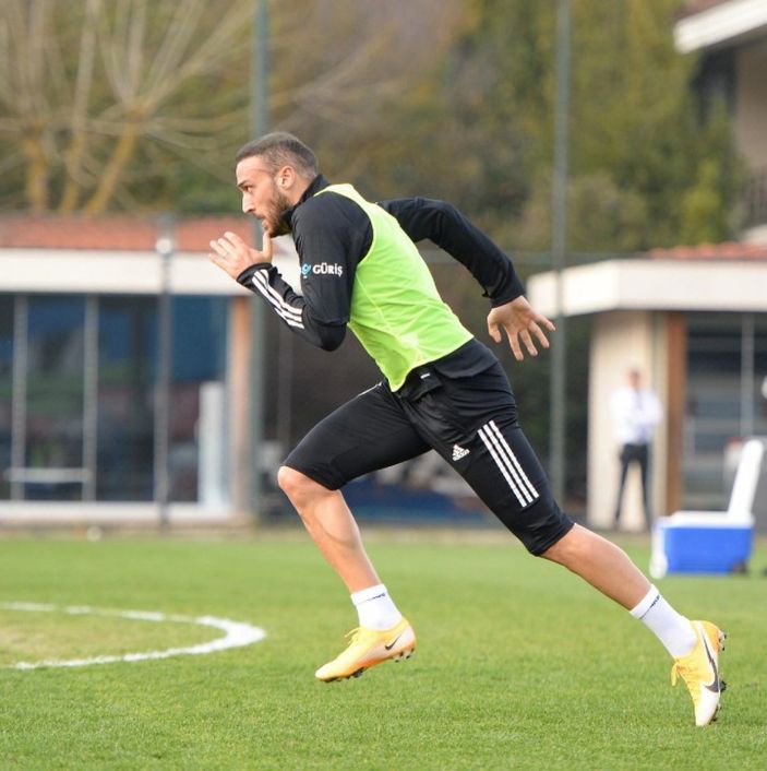 Beşiktaş'ta Cenk Tosun belirsizliği sürüyor