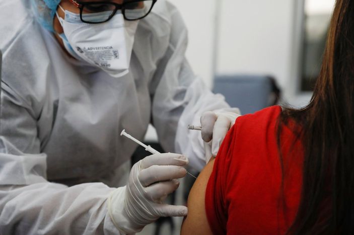 r DSÖ: Dünya genelinde koronavirüs aşısından kimse ölmedi