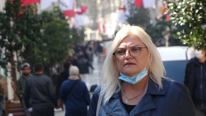 Taksim’de koronavirüs kurallarını hiçe sayan turistlere ceza kesildi