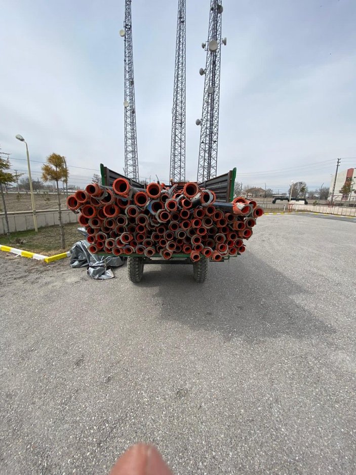 Konya'da boru hırsızı baba ile oğul yakalandı