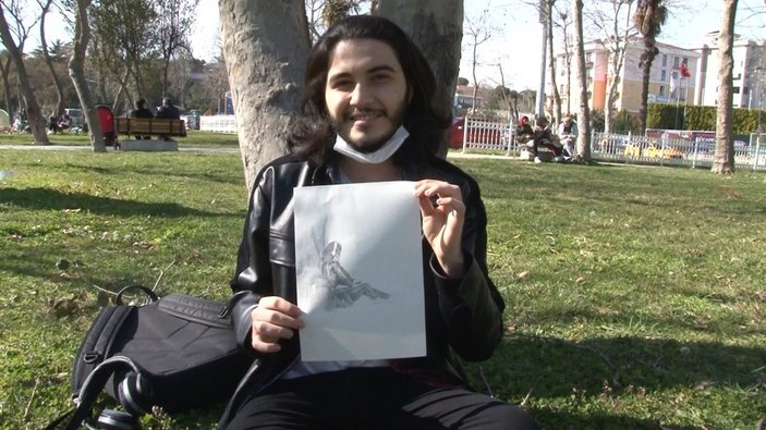 İstanbullu öğrenci hobi olarak başladığı çizimlerle binlerce kişiye ulaştı
