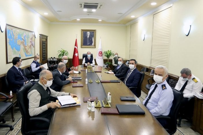 Hulusi Akar: Yunan tatbikatlarının TSK karşısında kıymetiharbiyesi yok