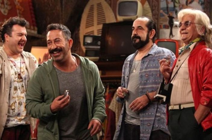 Pek Yakında filmi konusu nedir, oyuncuları kimler? Pek Yakında filmi konusu ve oyuncu kadrosu..