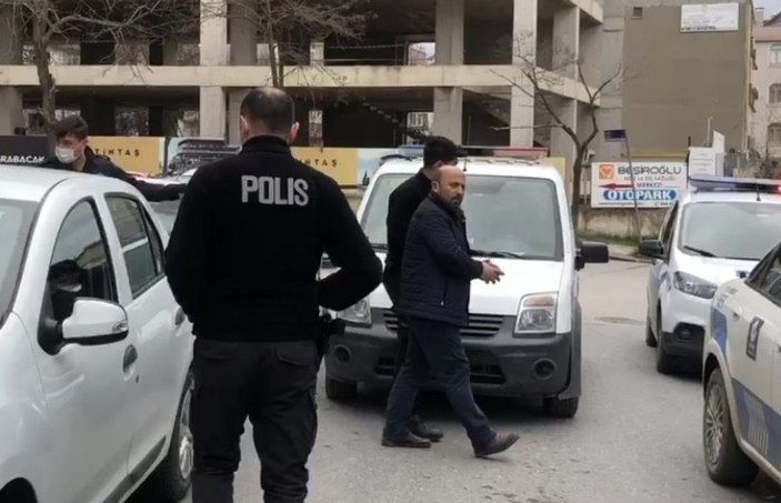 Kocaeli'de icra için gittiği evde vurulan avukat yaşamını yitirdi
