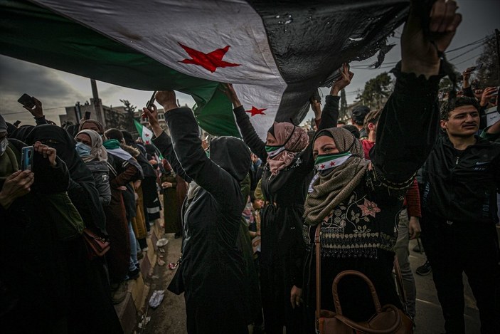 Suriye'de İç savaşın 11. yılında gösteriler düzenlendi