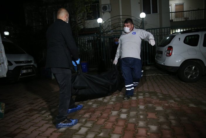 Antalya'da aynı aileden 4 kişi vurulmuş halde bulundu