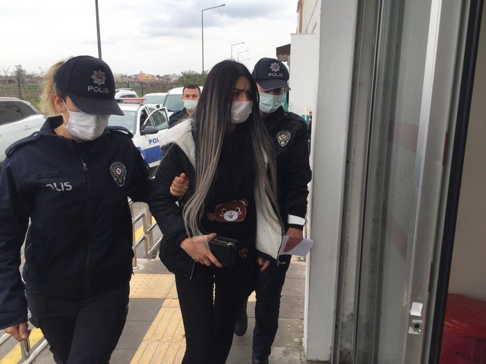 Adana’da yayaya çarpıp kaçan kadın sürücüyü kırık ayna ele verdi