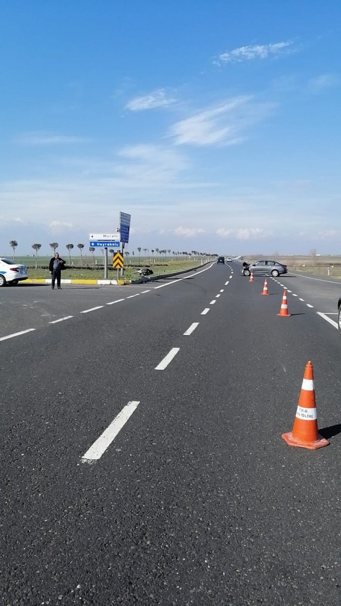 Tekirdağ’da kavşakta kaza: 3 yaralı
