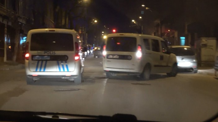 Bursa'da 'dur' ihtarına uymayan sürücü kovalamaca sonucu yakalandı