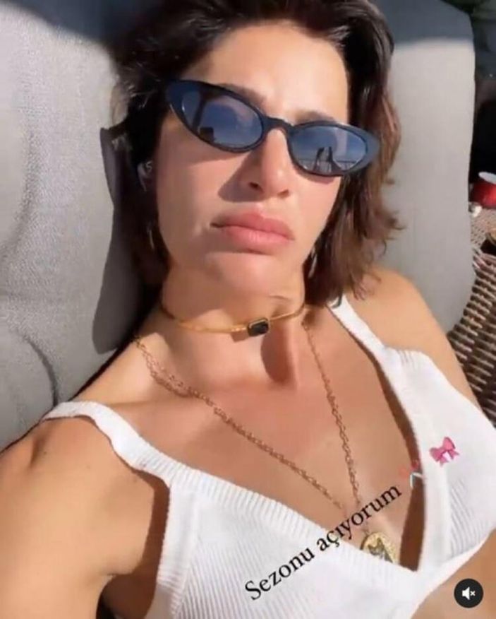 Berrak Tüzünataç sezonu açtı