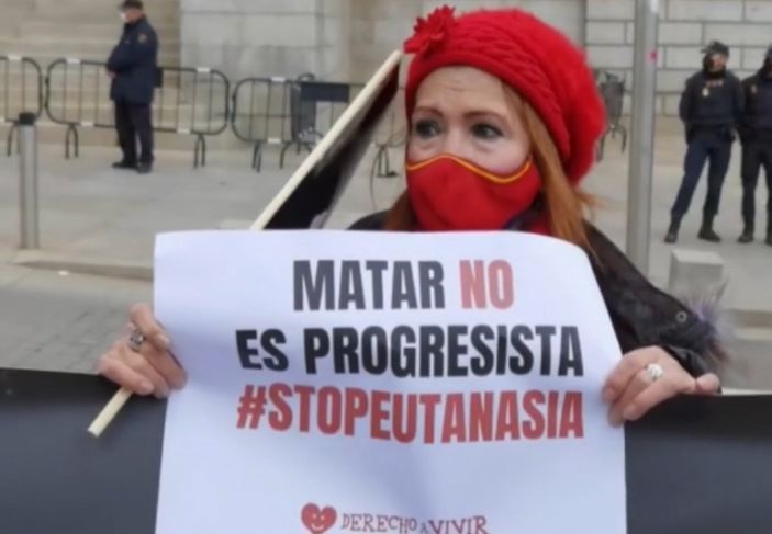 İspanya’da ötanazi yasası kabul edildi