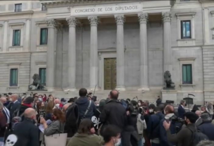 İspanya’da ötanazi yasası kabul edildi