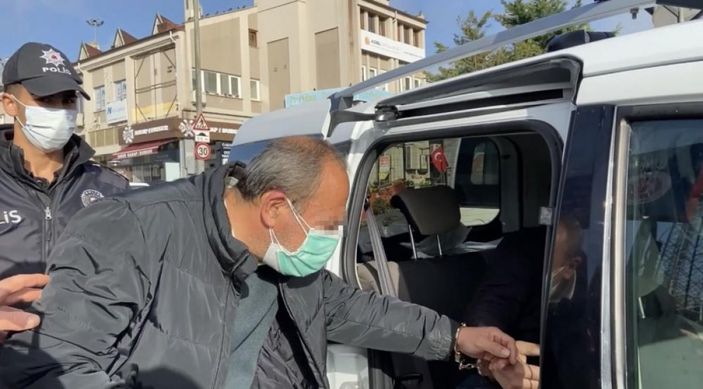 İstanbul'da geri manevra yapan sürücü yaşlı kadını sürükledi