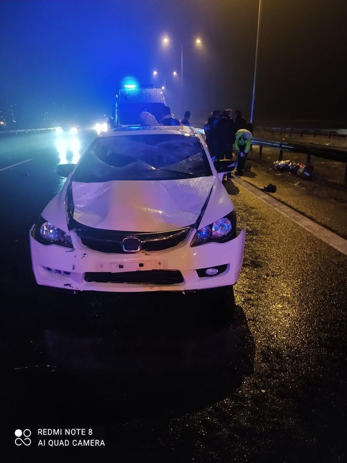 i Ankara'da kaza yapan araca yardıma gitti canından oldu