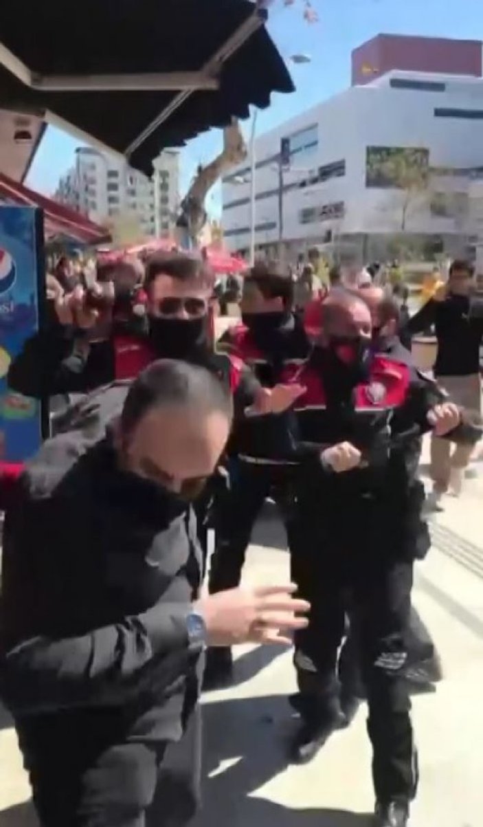 Antalya'da arızalı telefon kavgasında polise tehdit