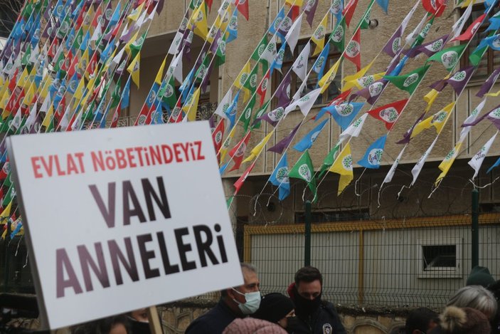 Van'da evlat nöbetine katılan aileler: HDP olmasa PKK da olmaz