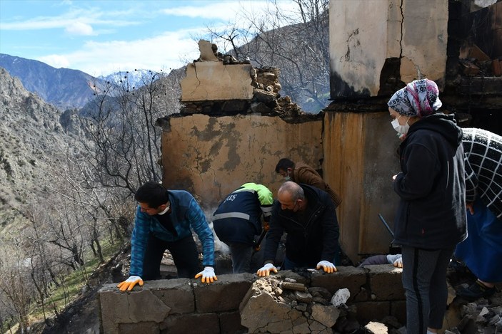 Murat Kurum: Yusufeli'ndeki yangında 193 bölümde hasar tespit edildi