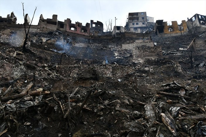Murat Kurum: Yusufeli'ndeki yangında 193 bölümde hasar tespit edildi