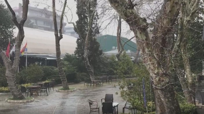 İstanbul'da da dolu yağışı başladı