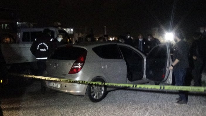 İzmir'de polis memuru, sevgilisini öldürdü