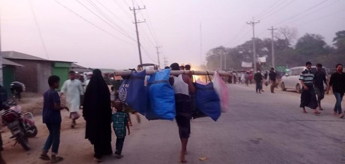 Bangladeş'teki mülteci kampı yangınında en az 15 kişi öldü