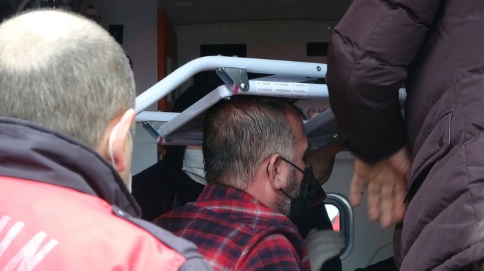 Samsun'da kafasına düşen merdivenle hastaneye kaldırıldı