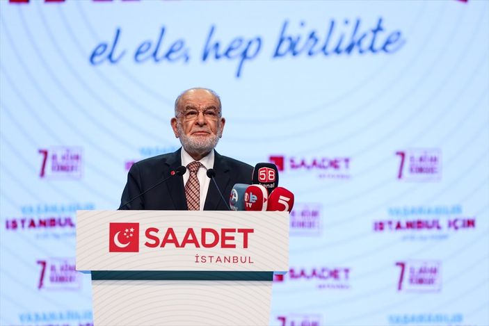 a Temel Karamollaoğlu HDP'nin kapatılmasına karşı çıktı