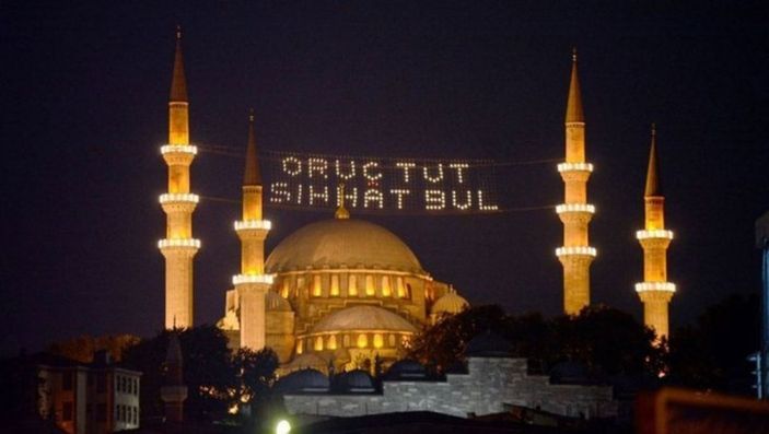 Berat Kandili’nde oruç tutulur mu? Berat Kandili orucu ne zaman, kaç gün tutulur?