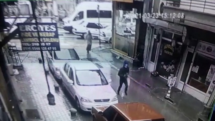 Kırıkkale'de yolda yürüyen kadın kapkaça uğradı
