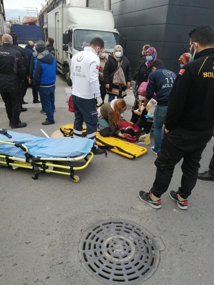 İzmir’de Suriye uyruklu 10 yaşındaki çocuğa otobüs çarptı