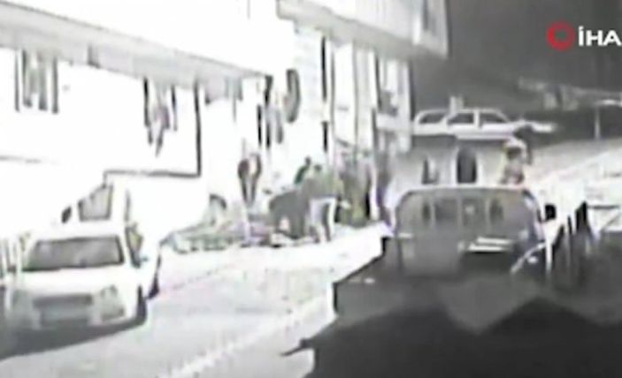 i Esenyurt’ta çamaşır asarken 4’üncü kattan düştü, hayatını kaybetti