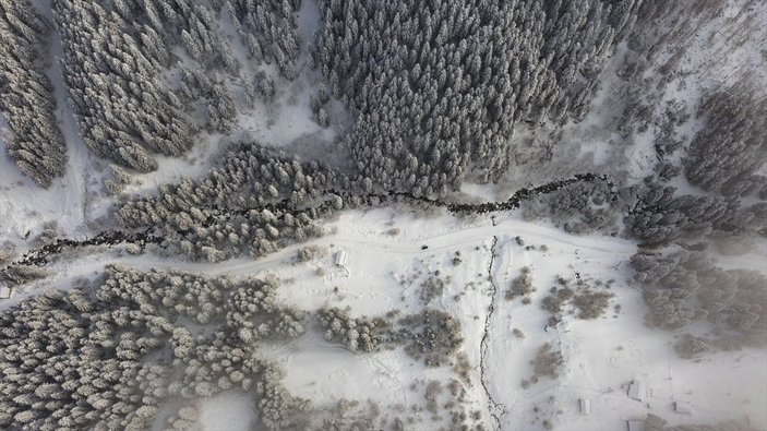 Rize'de kar yağışı etkili oldu