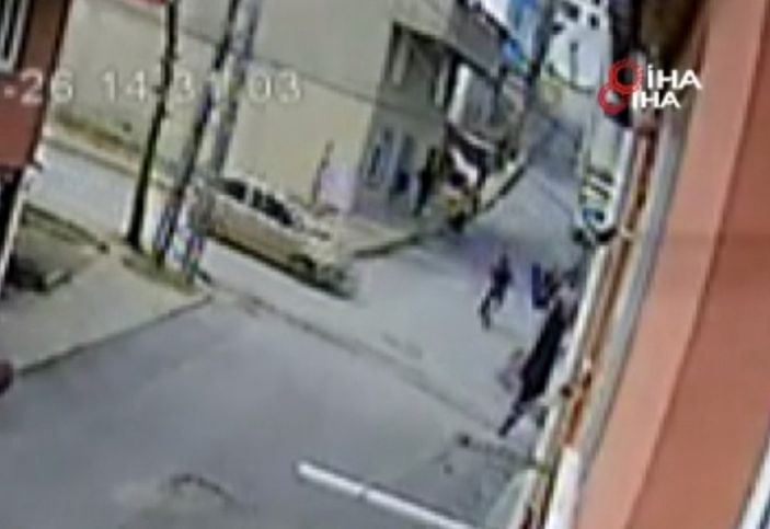 Arnavutköy’de bisikletli çocuğa otomobil çarptı