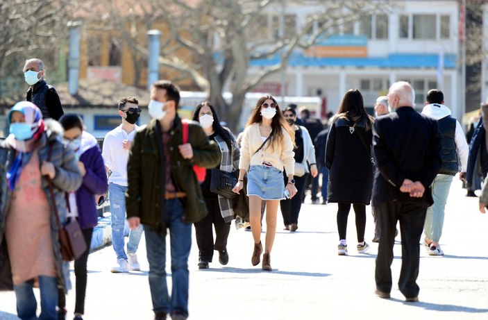 Gölyazı hafta sonu ziyaretçi akınına uğradı