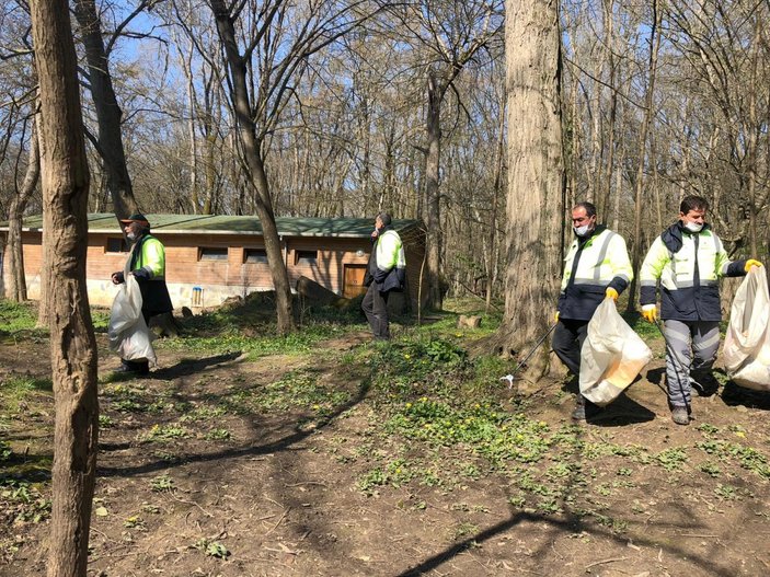 Piknikçiler, Belgrad Ormanı’nda 10 ton çöp bıraktı