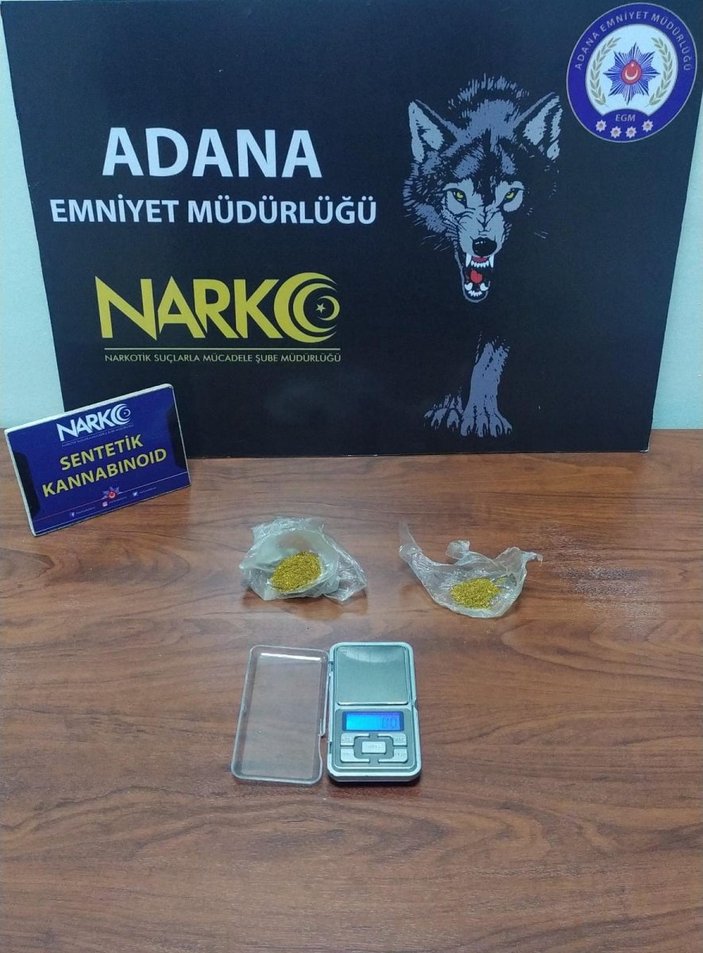 Adana'da çocukları uyuşturucuya alıştıran engelli yakalandı