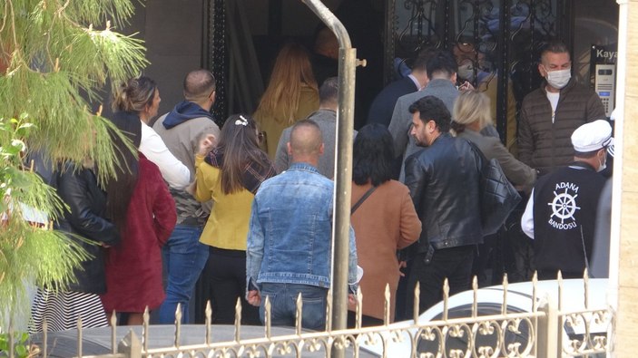 Adana'da gelin alma merasiminde tedbirler unutuldu