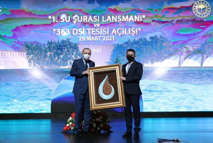 a Cumhurbaşkanı Erdoğan: Meclis'te su kanunu hazırlıyoruz