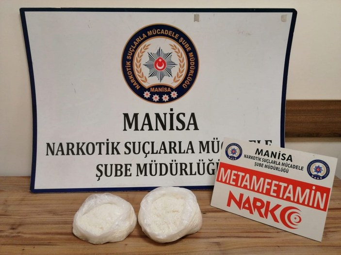 Manisa’da bir araçta 1,5 kilogram metamfetamin ele geçirildi