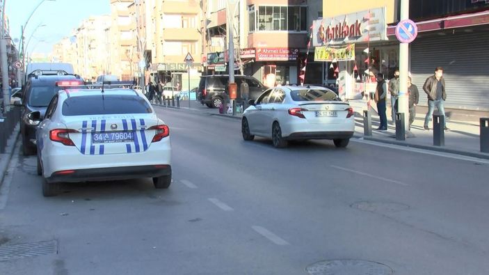 d Sultangazi'de 16 yaşındaki minibüs sürücüsü çocuğa çarptı